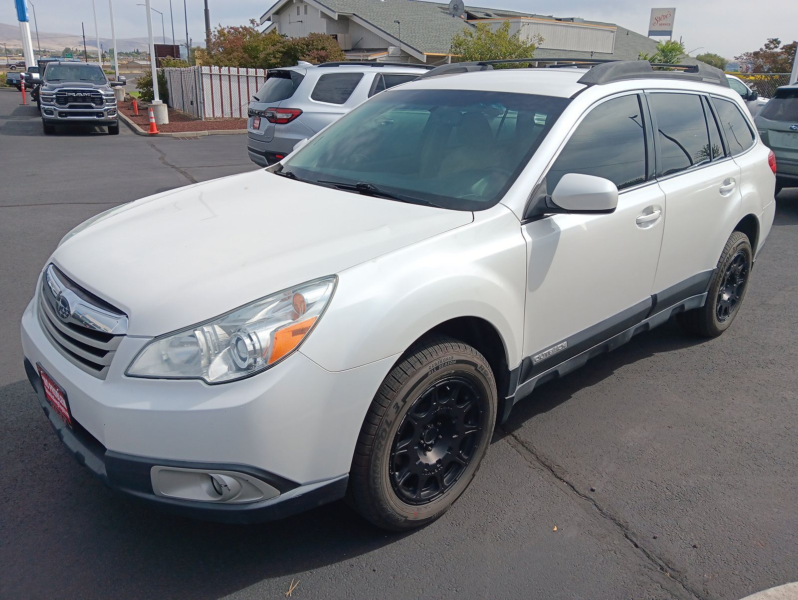 2012 SUBARU Outback