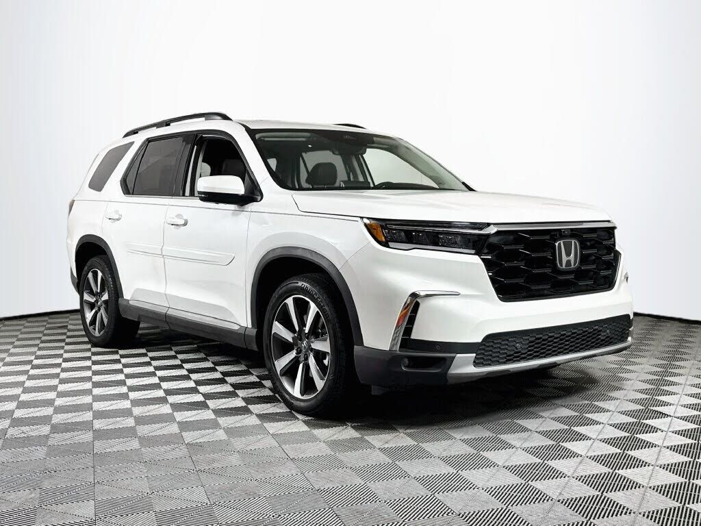 2024 HONDA Pilot