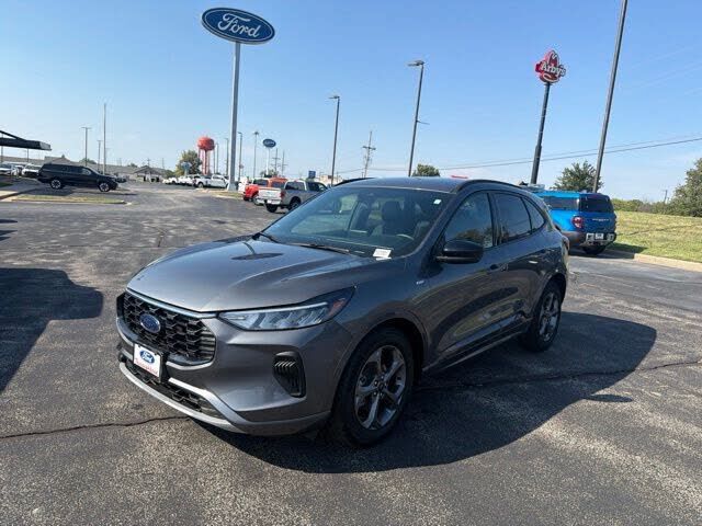 2024 FORD Escape