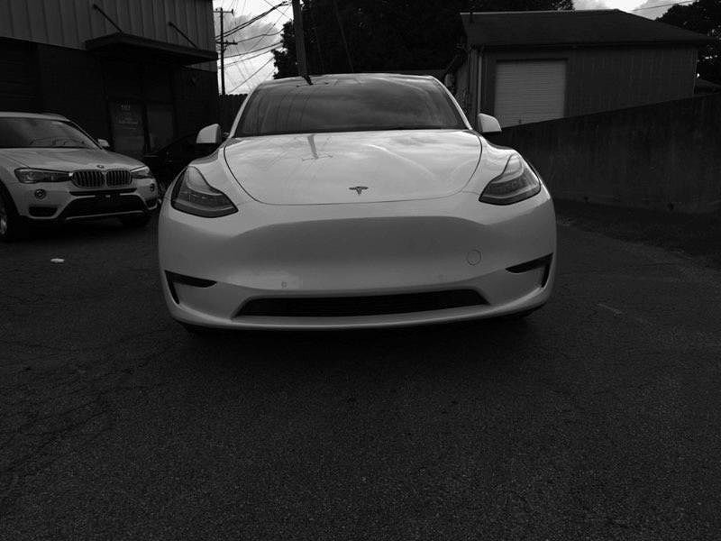 2021 TESLA Model Y