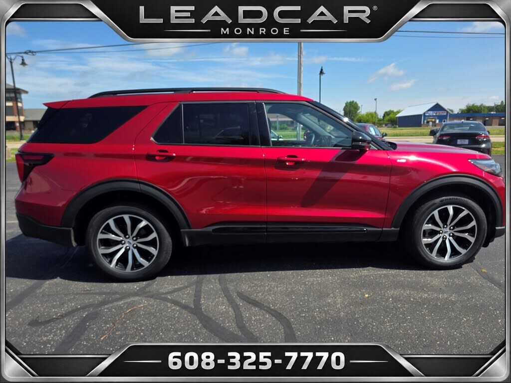 2025 FORD Explorer