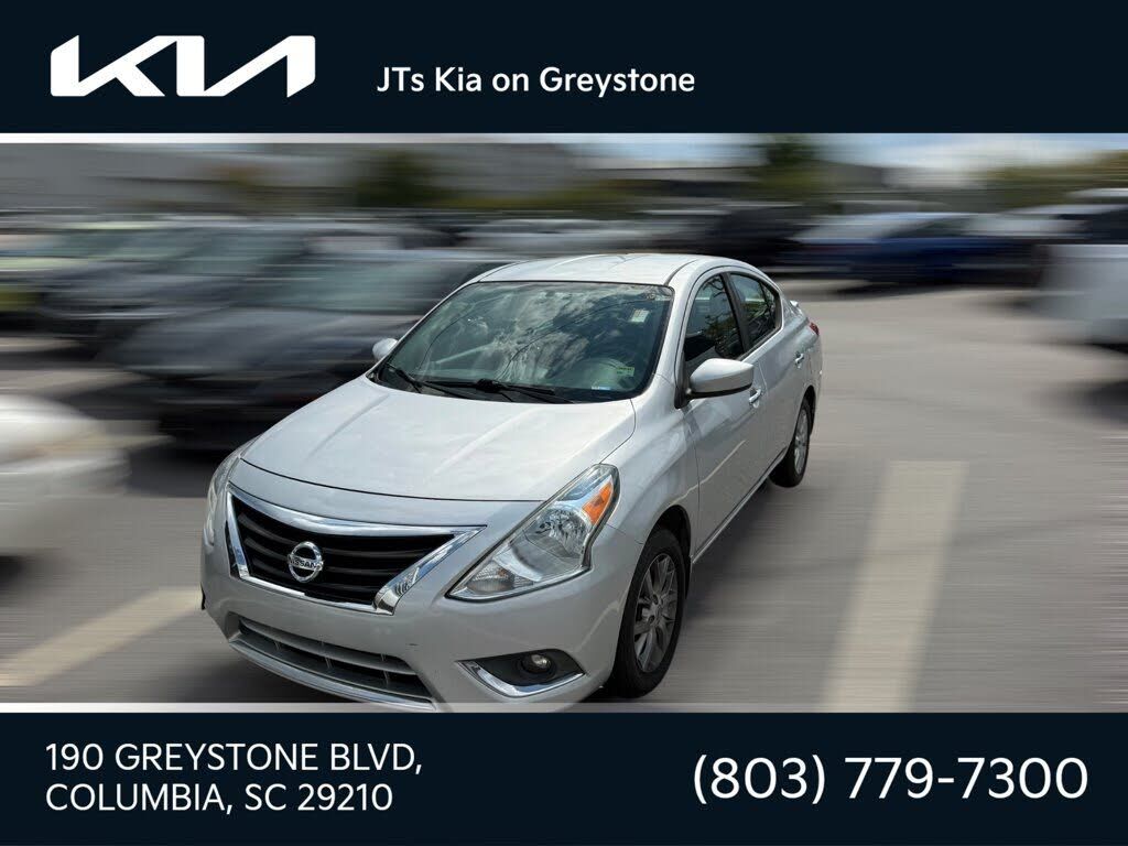 2017 NISSAN Versa