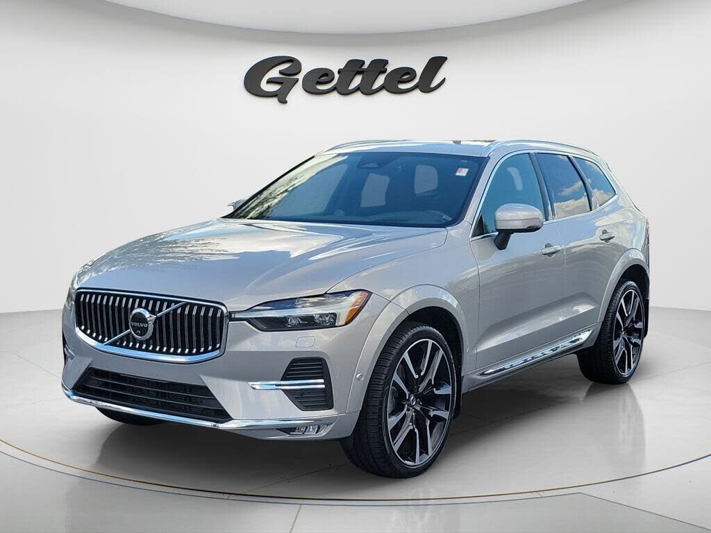 2023 VOLVO XC60