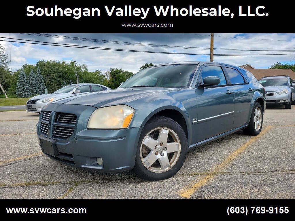 2005 DODGE Magnum