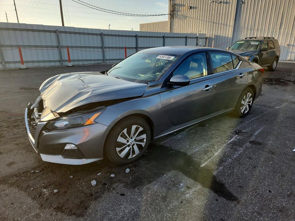 2022 NISSAN Altima