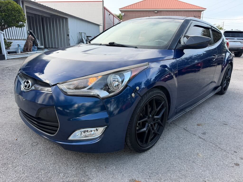 2017 HYUNDAI Veloster