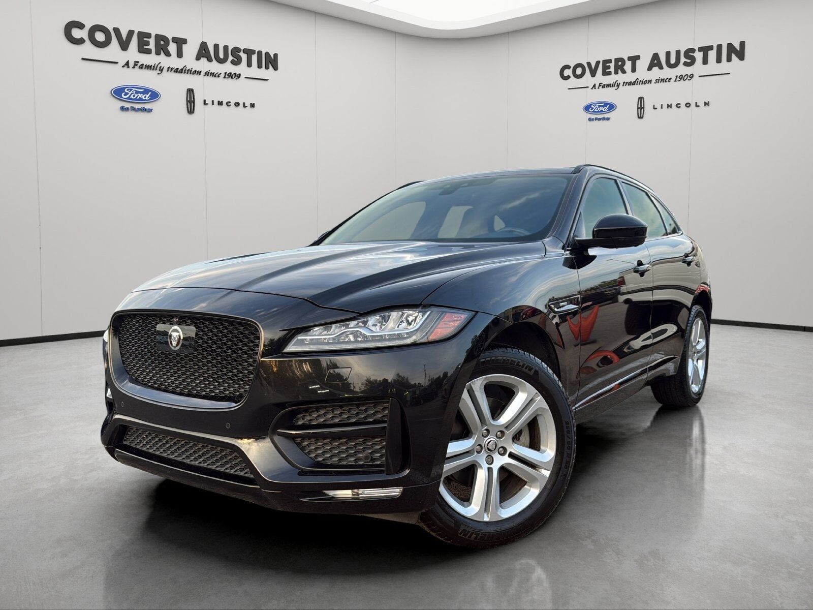 2020 JAGUAR F-Pace