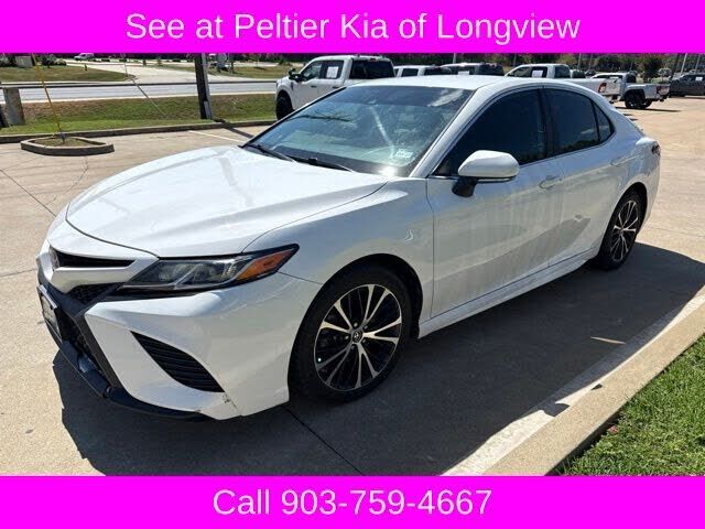 2019 TOYOTA Camry