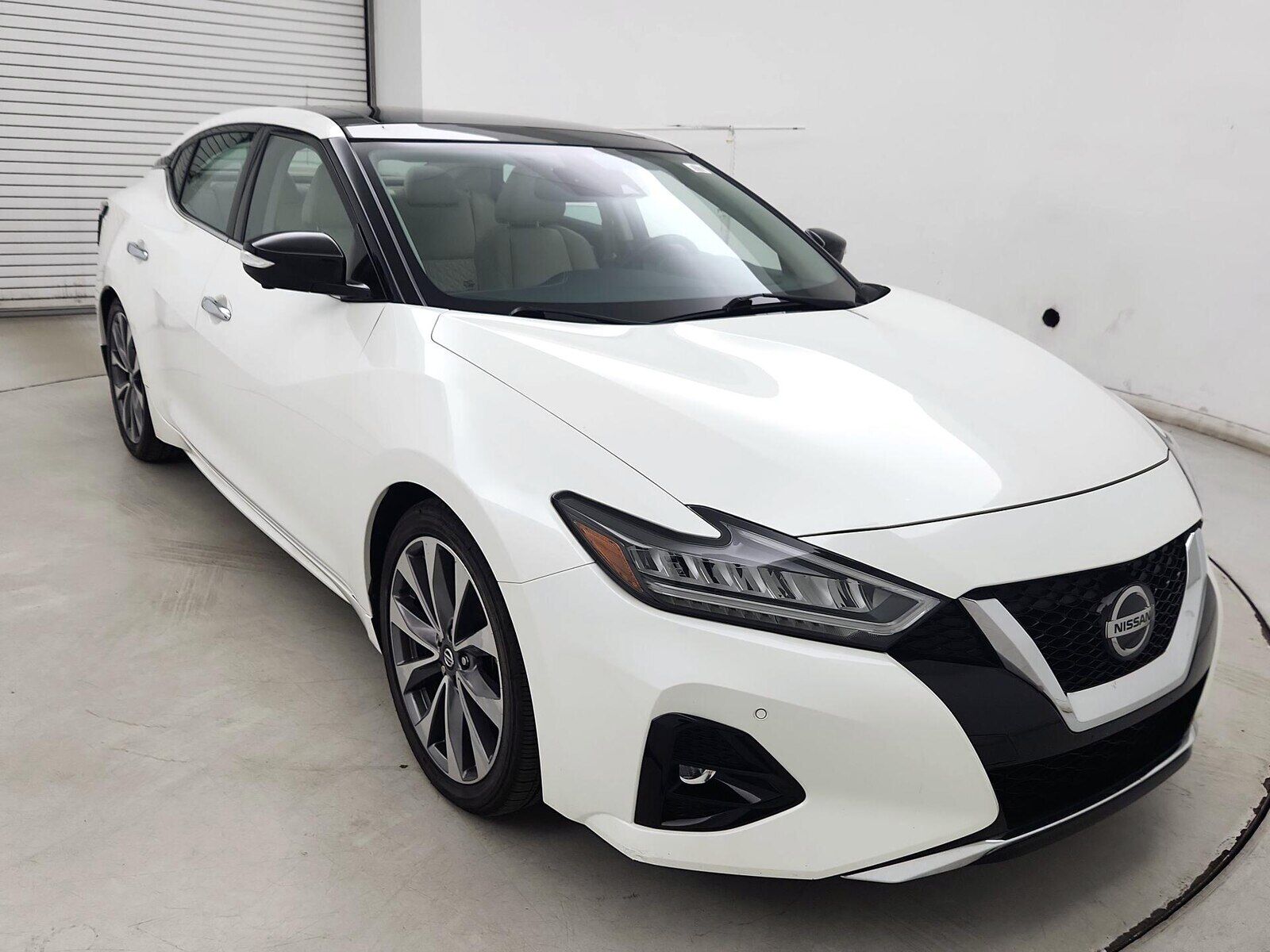 2022 NISSAN Maxima