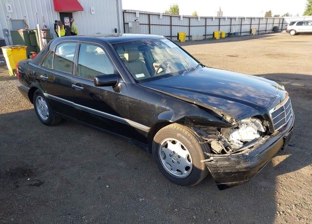 1997 MERCEDES-BENZ C-Class