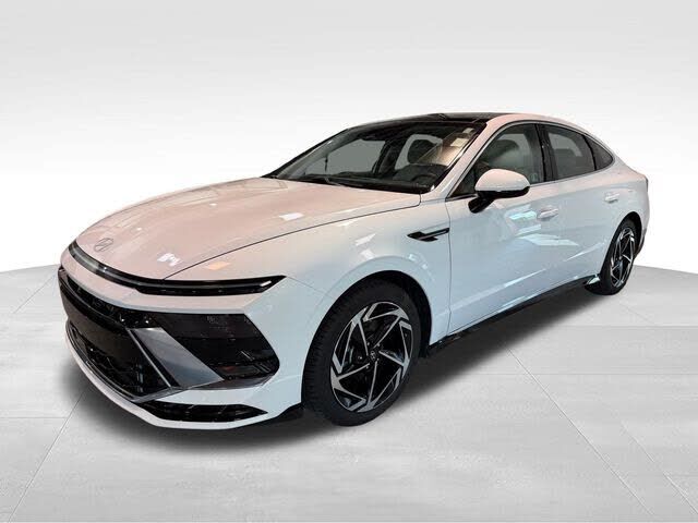 2025 HYUNDAI Sonata