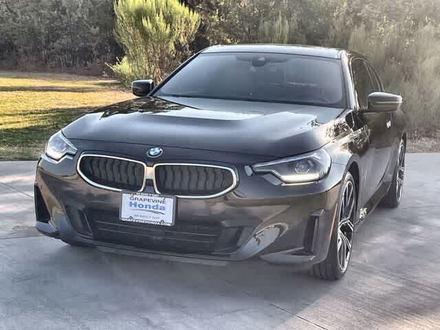2023 BMW 230i