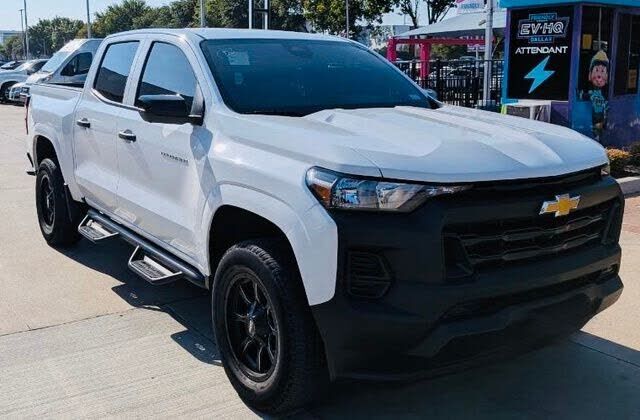 2023 CHEVROLET Colorado