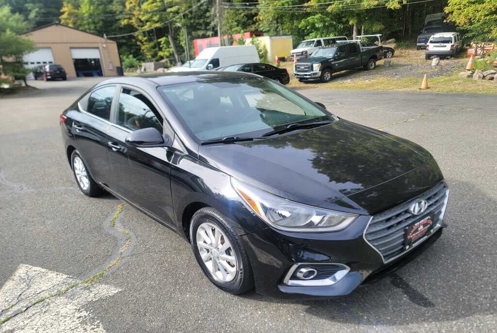 2019 HYUNDAI Accent