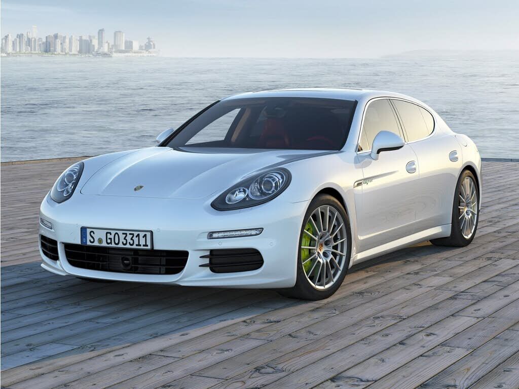2014 PORSCHE Panamera