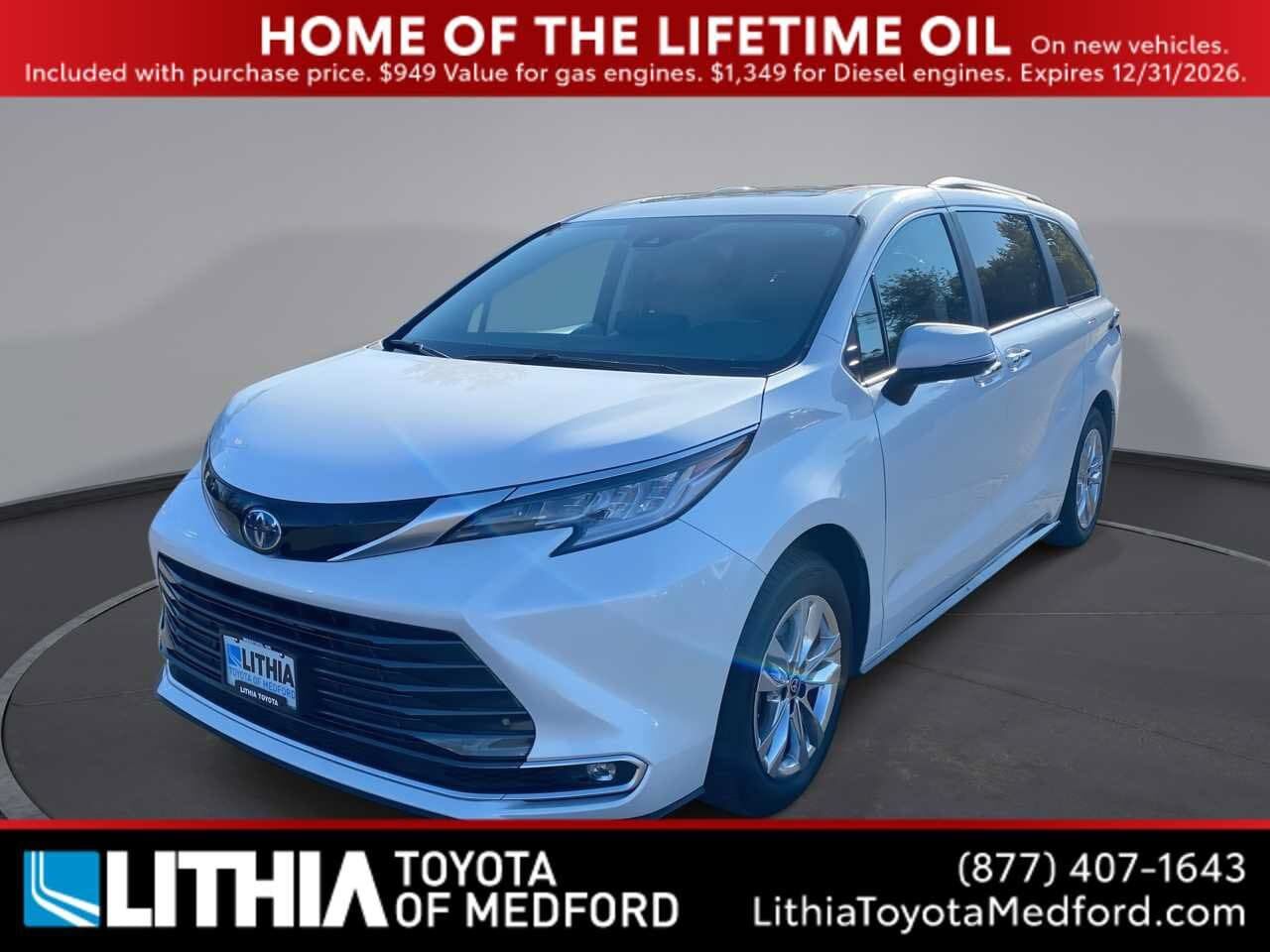 2024 TOYOTA Sienna