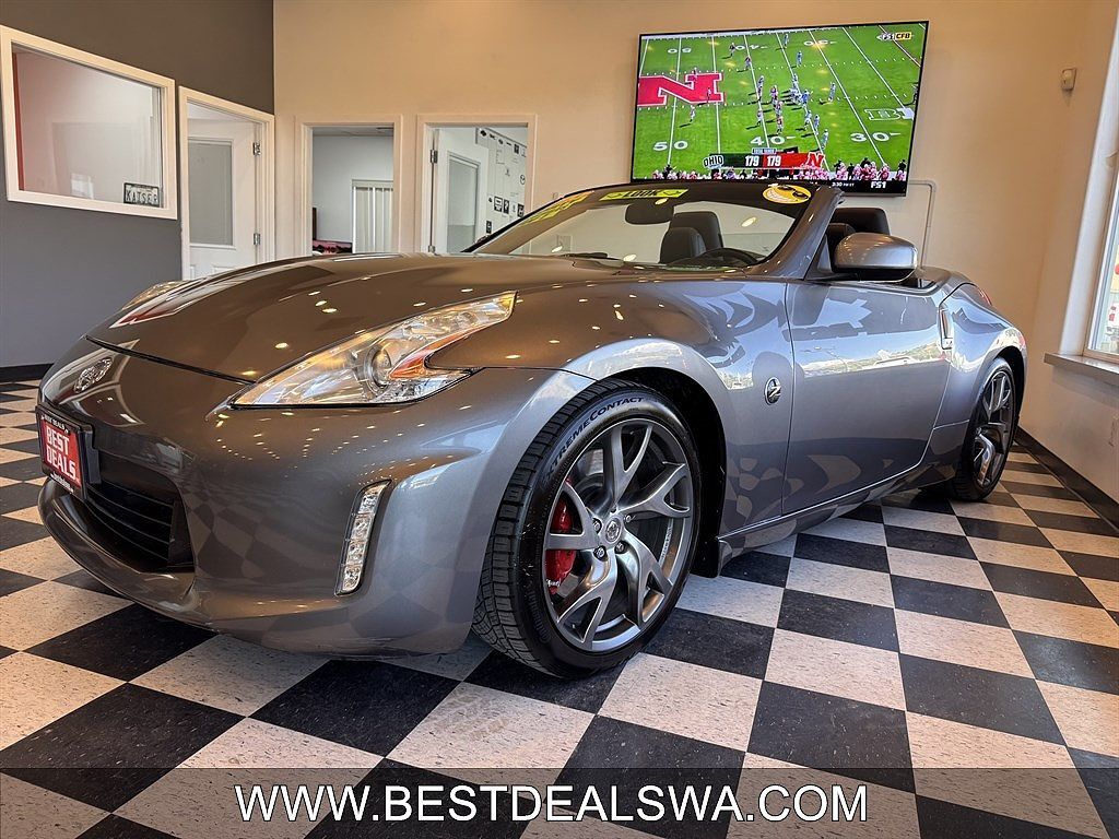 2013 NISSAN 370Z