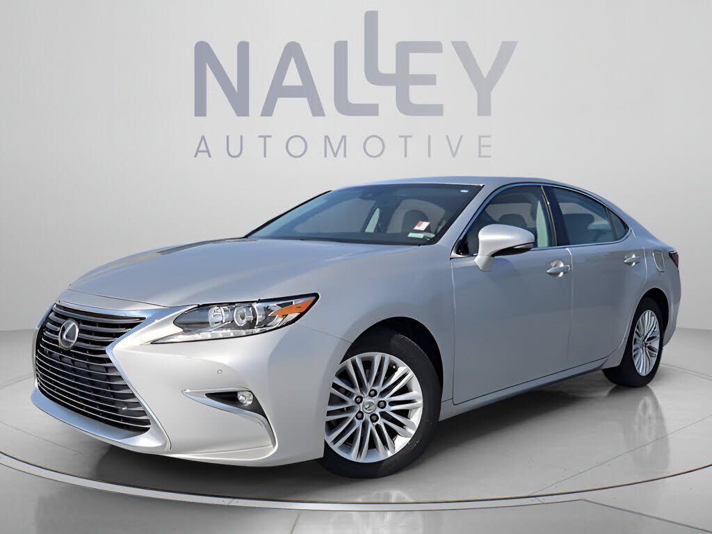2017 LEXUS ES
