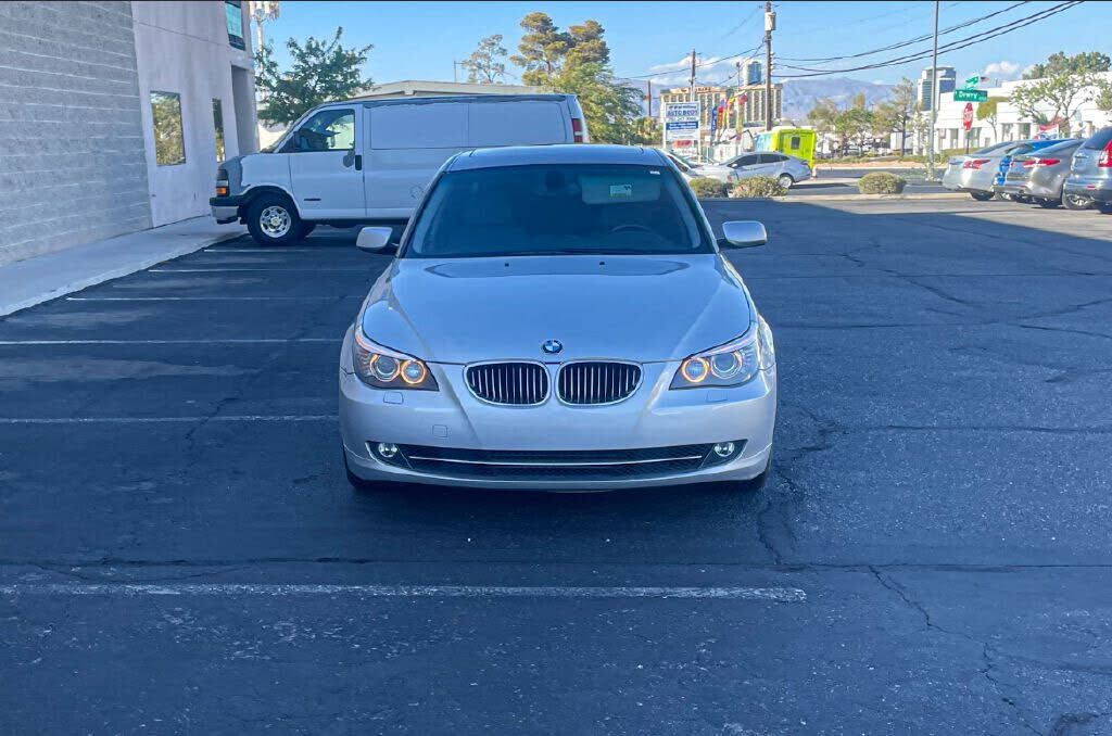 2009 BMW 528i