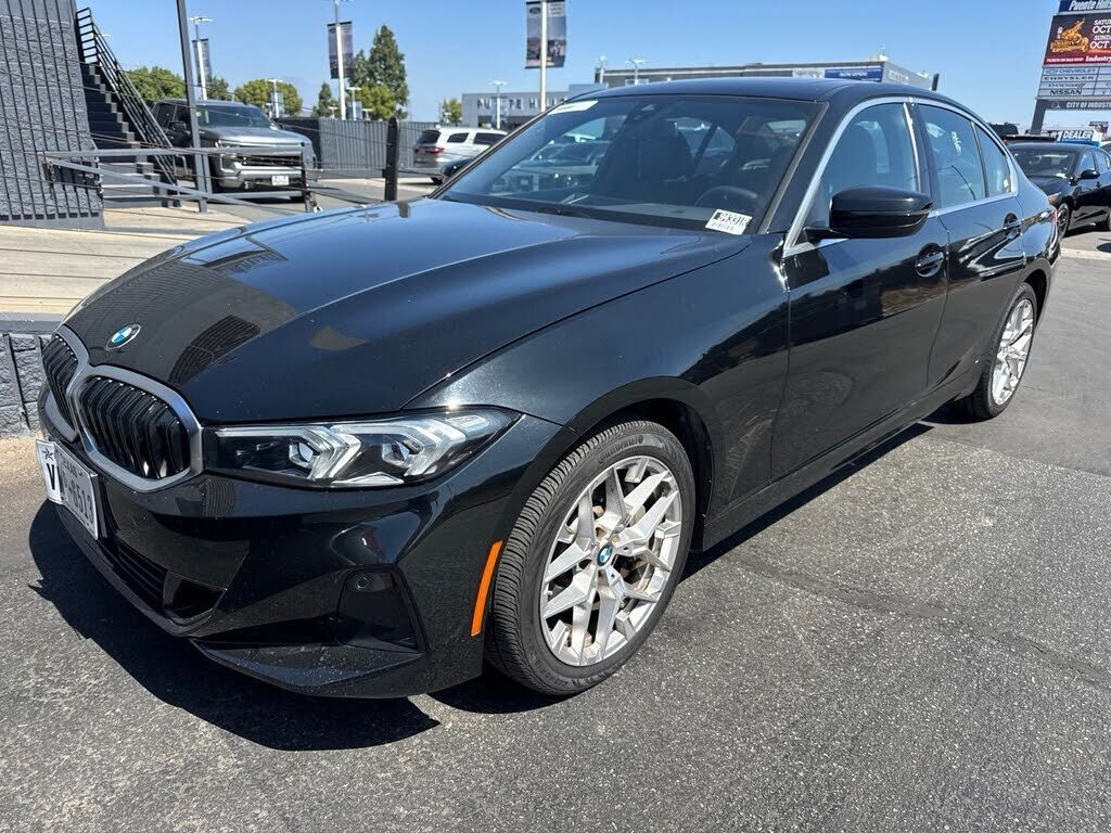 2025 BMW 330i