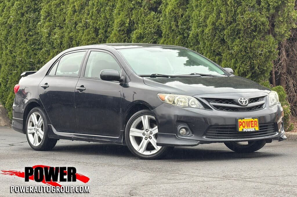 2013 TOYOTA Corolla