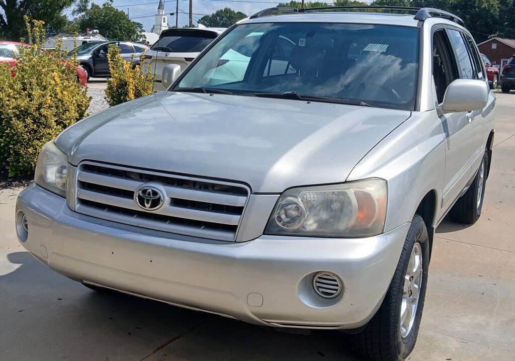 2004 TOYOTA Highlander
