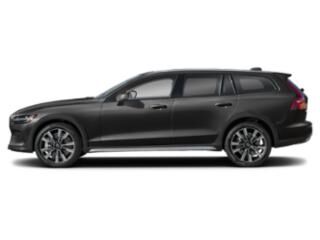 2025 VOLVO V60CC
