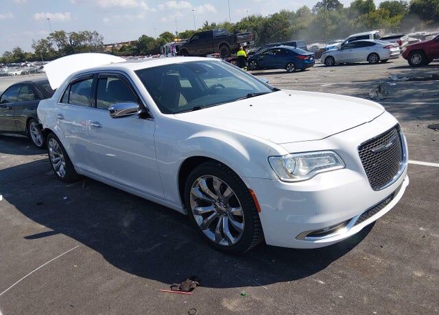 2018 CHRYSLER 300