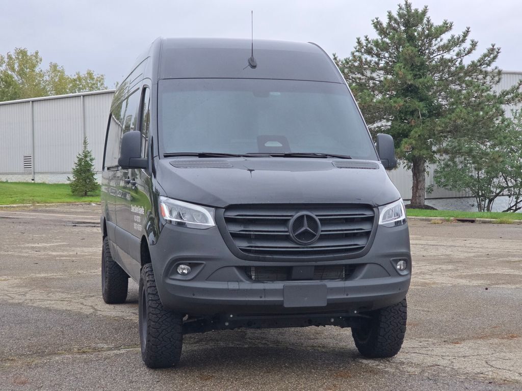 2025 Mercedes-Benz Sprinter