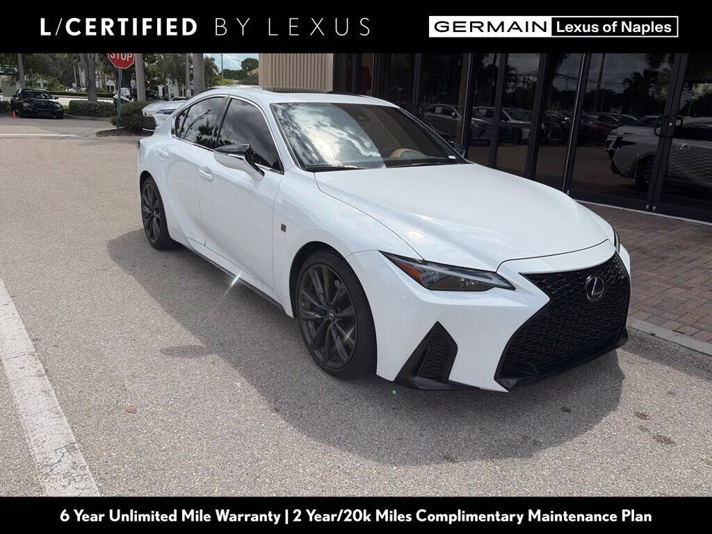 2025 LEXUS IS