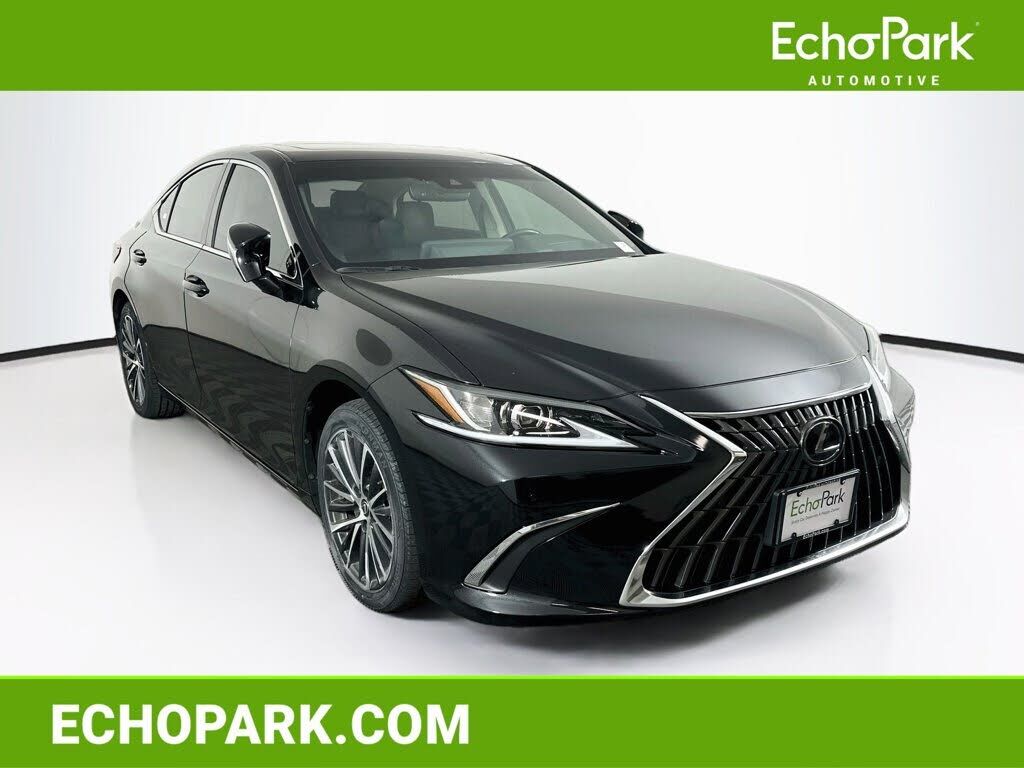 2025 LEXUS ES