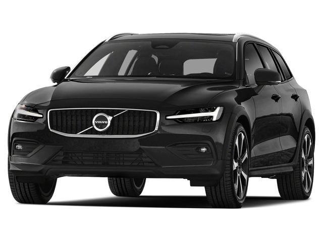 2023 VOLVO V60CC