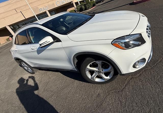2018 MERCEDES-BENZ GLA-Class