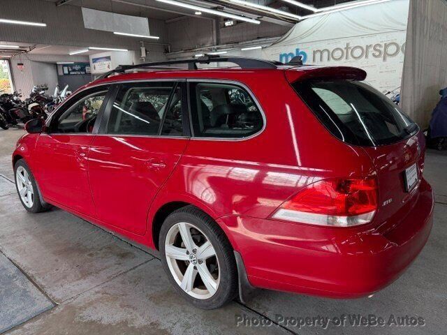 2009 VOLKSWAGEN Jetta Wagon