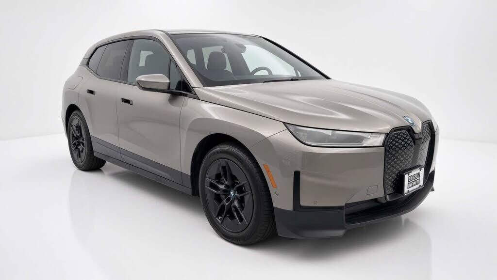 2024 BMW ix