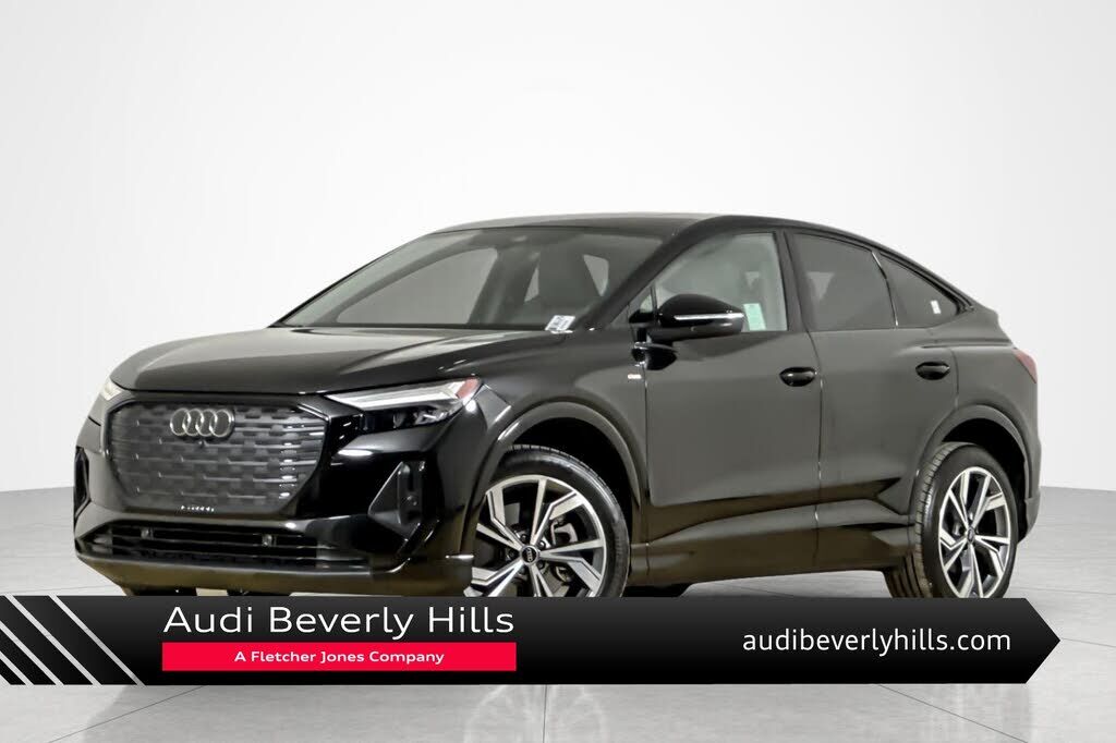 2023 AUDI Q4