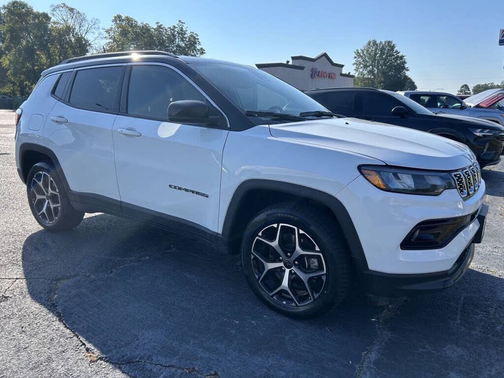 2025 JEEP Compass