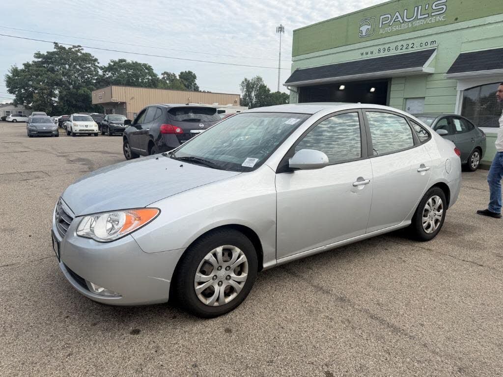 2009 HYUNDAI Elantra