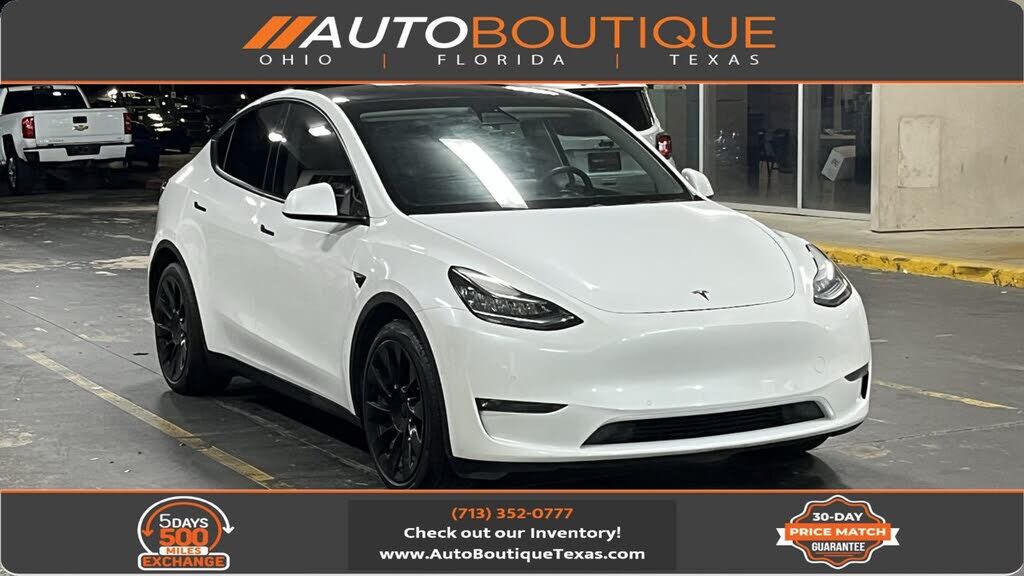 2021 TESLA Model Y