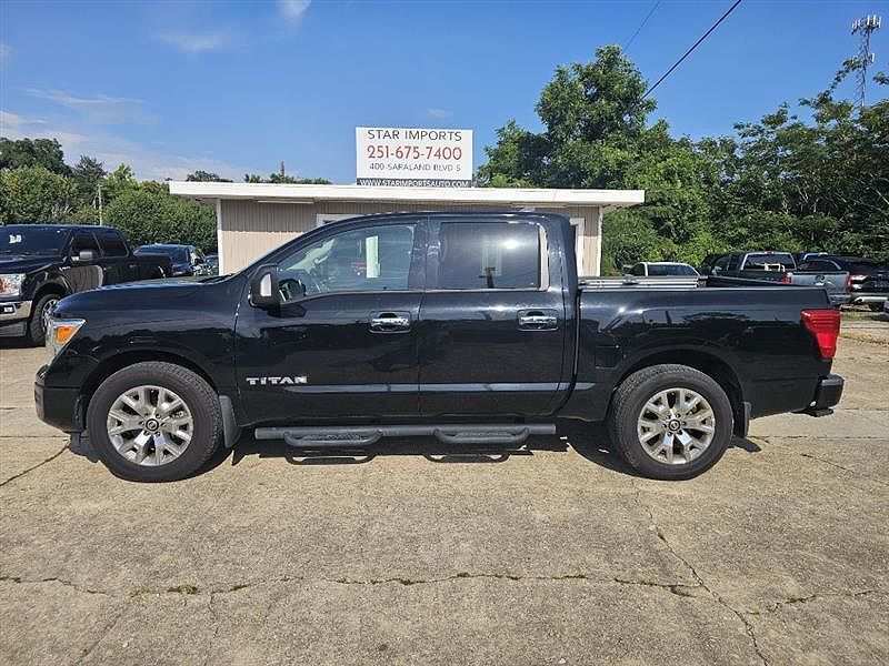 2022 NISSAN Titan