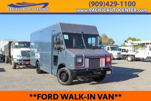 2020 FORD Commercial Chassis