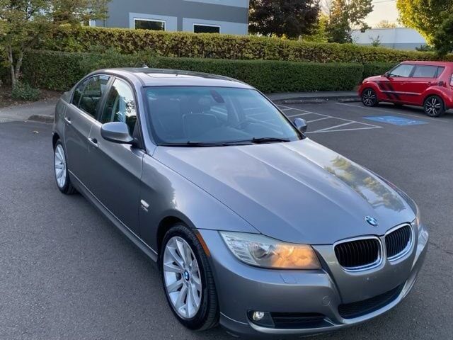 2011 BMW 3 Series