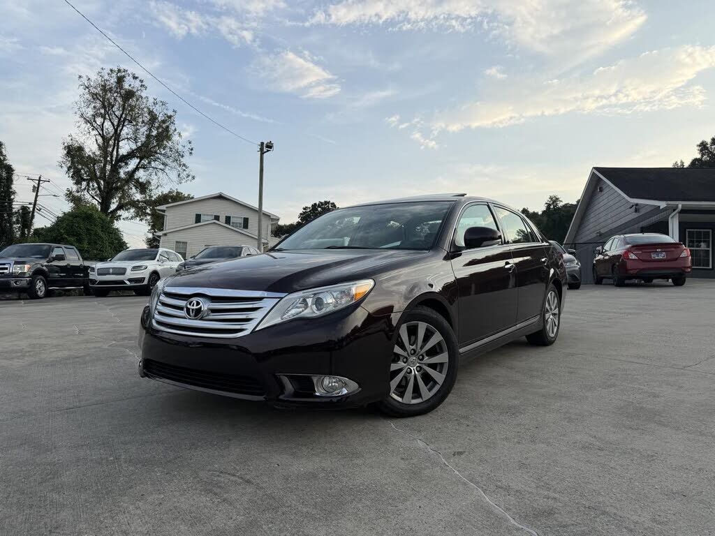 2012 TOYOTA Avalon