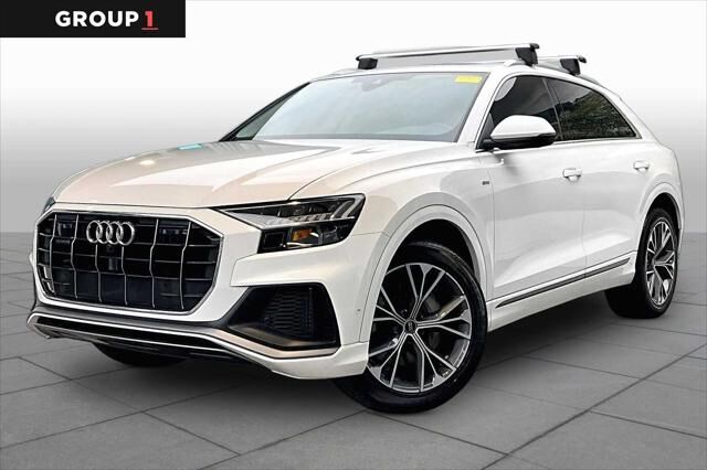 2023 AUDI Q8