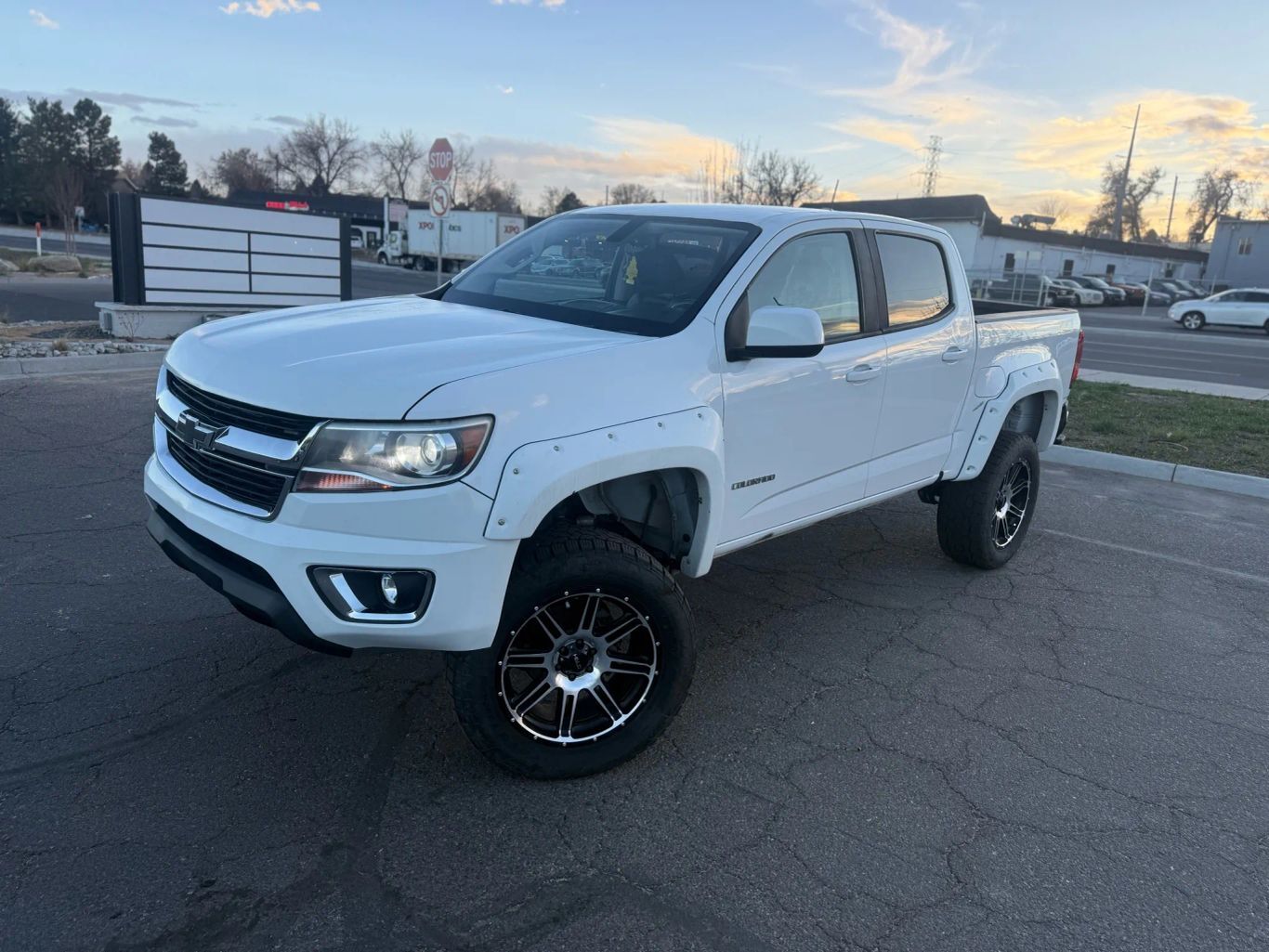 2018 CHEVROLET Colorado