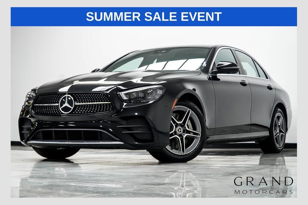 2022 MERCEDES-BENZ E-Class