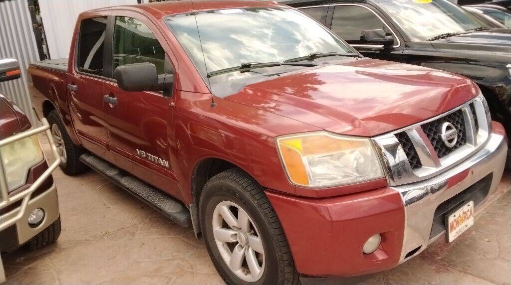 2014 NISSAN Titan