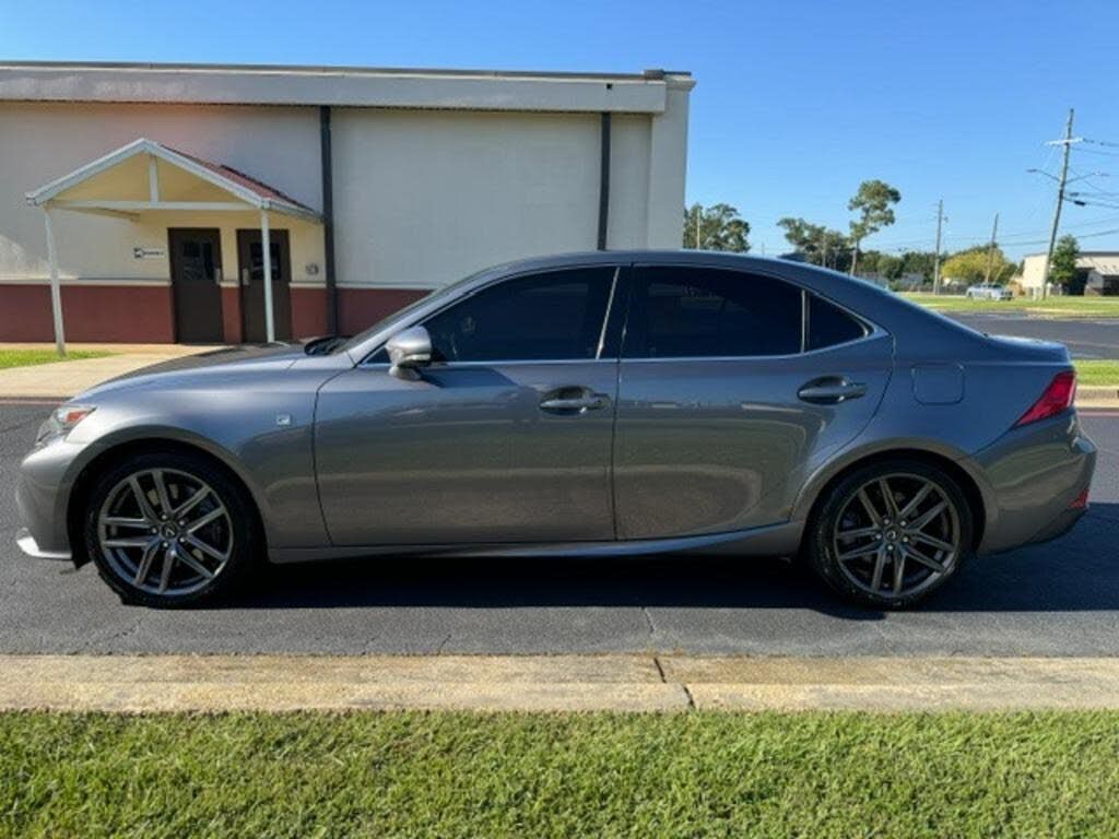 2016 LEXUS IS