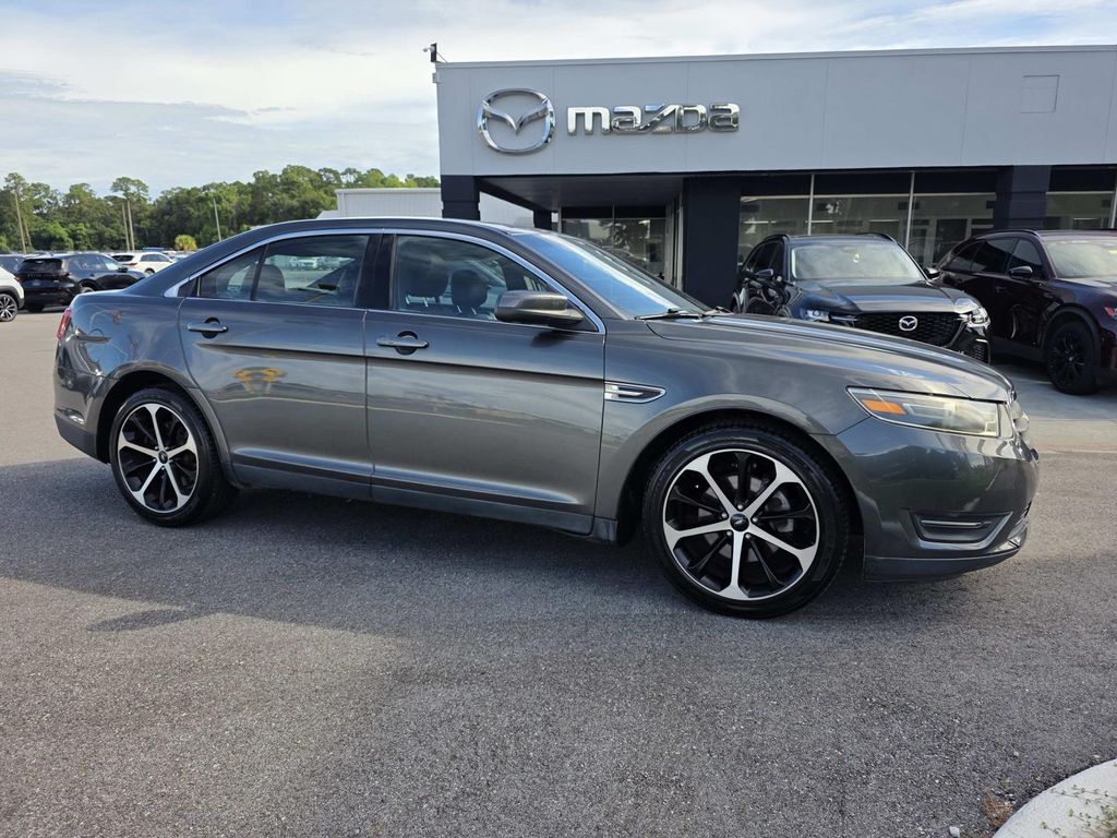 2016 FORD Taurus