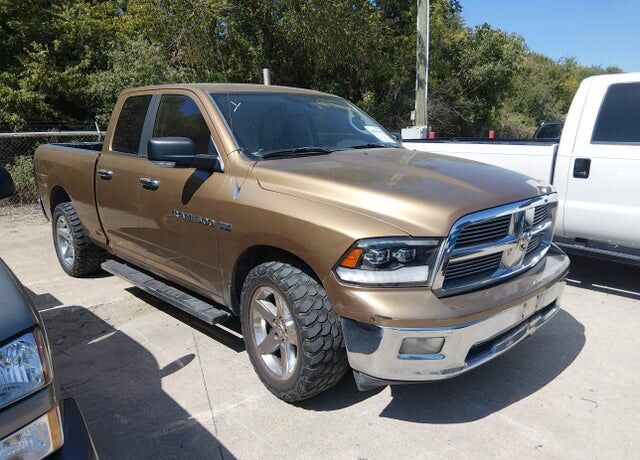 2011 DODGE Ram